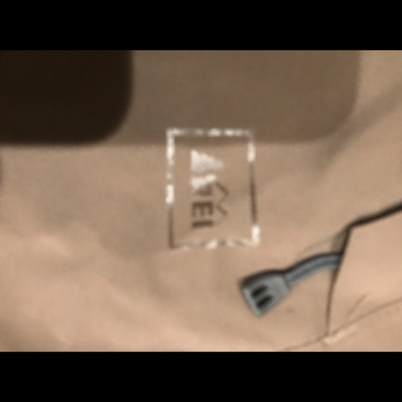 REI Jacket - Picture 4 of 6
